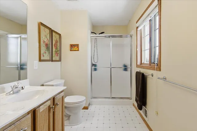 $575,900 | 8925 Belvedere Drive, Eden Prairie, MN 55347