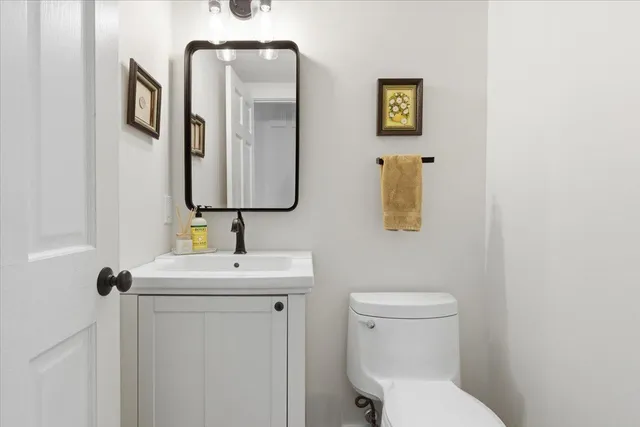 $575,900 | 8925 Belvedere Drive, Eden Prairie, MN 55347