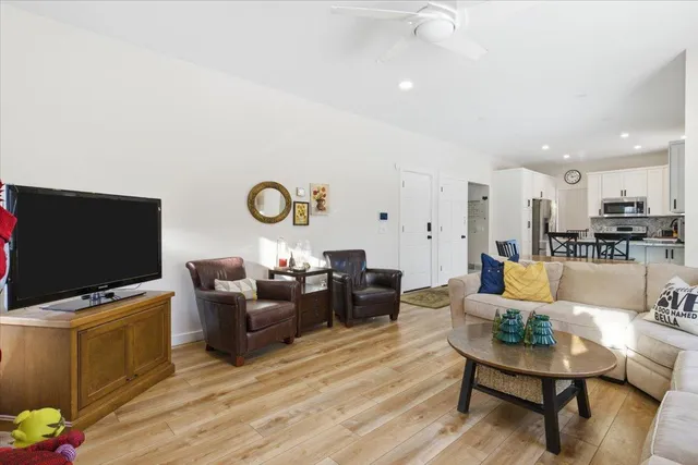 $575,900 | 8925 Belvedere Drive, Eden Prairie, MN 55347