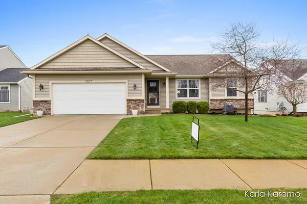 $389,900 | 7077 Penn Court, Portland, MI 48875