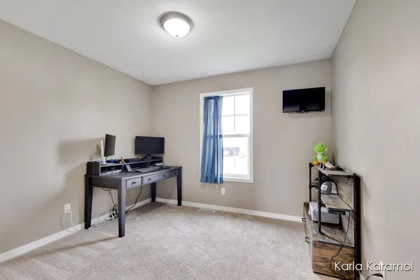 $389,900 | 7077 Penn Court, Portland, MI 48875