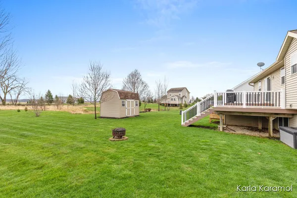 $389,900 | 7077 Penn Court, Portland, MI 48875