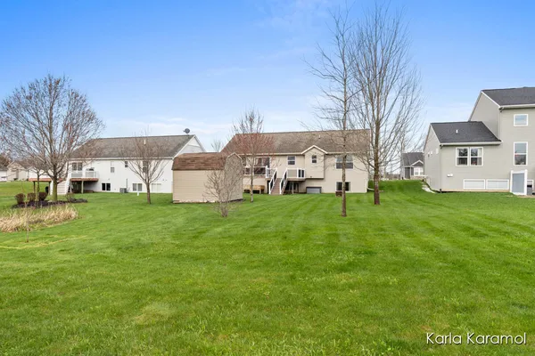 $389,900 | 7077 Penn Court, Portland, MI 48875