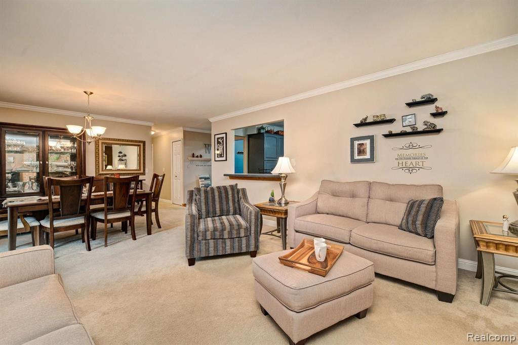 190 Dalton Drive Rochester Hills, MI 48307 - Photo 13 of 25