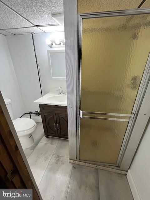 719 Taylor Drive Folcroft, PA 19032 - Photo 27 of 29 a bathroom with a sink and a mirror