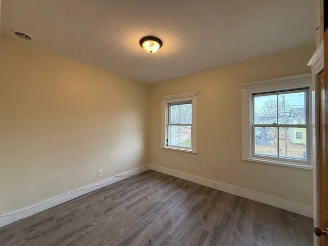 $1,995 | 84 Pearl Street, Unit 2F, Stoughton, MA 02072