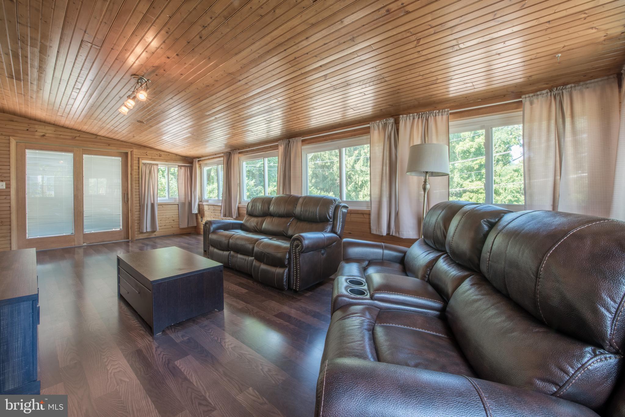 10402 Greentop Road Cockeysville, MD 21030 - Photo 12 of 31 SUN ROOM #2