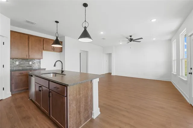 $279,990 | 2808 Teasdale Road, Lorena, TX 76655