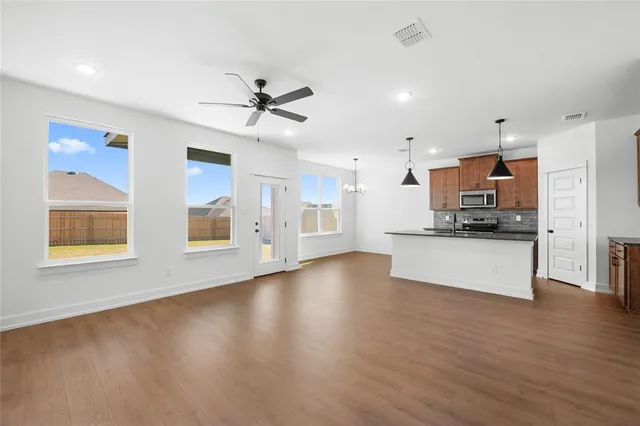 $279,990 | 2808 Teasdale Road, Lorena, TX 76655