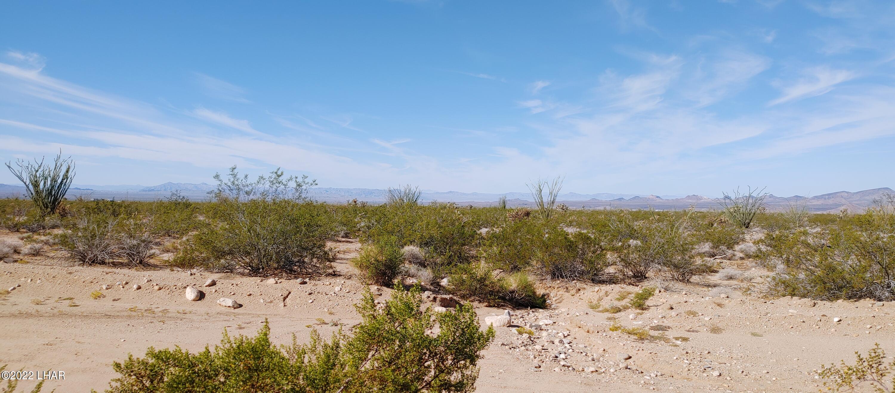 3390 South Doc Holliday Road Yucca, AZ 86438 - Photo 15 of 25 a view of lake view and mountain