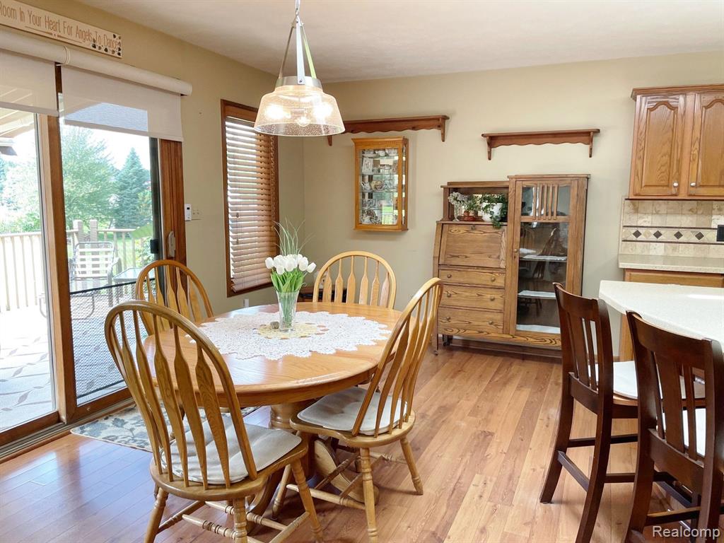 1893 Park Ridge Court Howell, MI 48843 - Photo 13 of 33