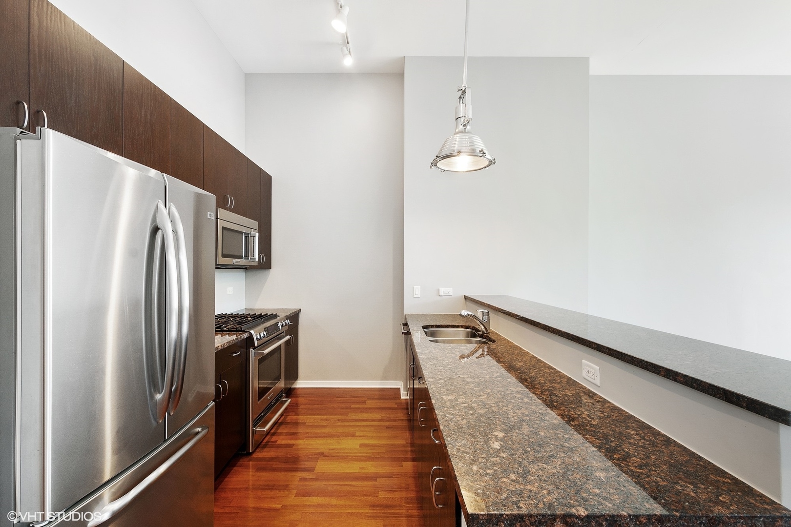 125 South Green Street, Unit 1207B Chicago, IL 60607 - Photo 10 of 15