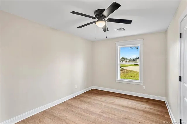 $389,000 | 1450 North Chateau Circle, Lake Charles, LA 70605