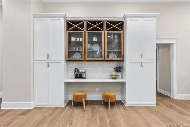 $389,000 | 1450 North Chateau Circle, Lake Charles, LA 70605