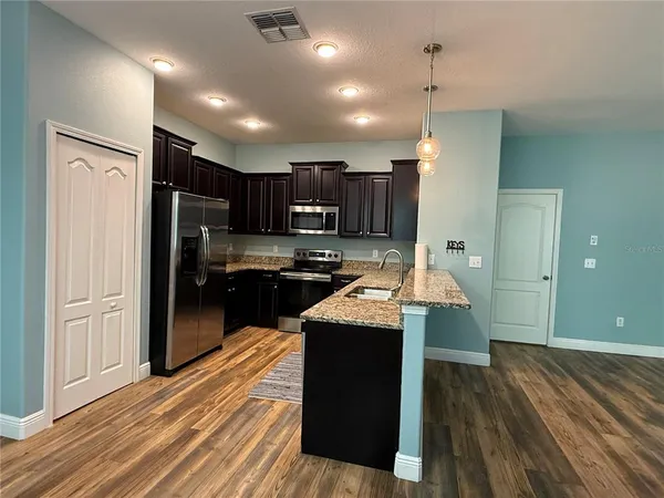 $2,500 | 20515 Grand Vista Lane, Tampa, FL 33647