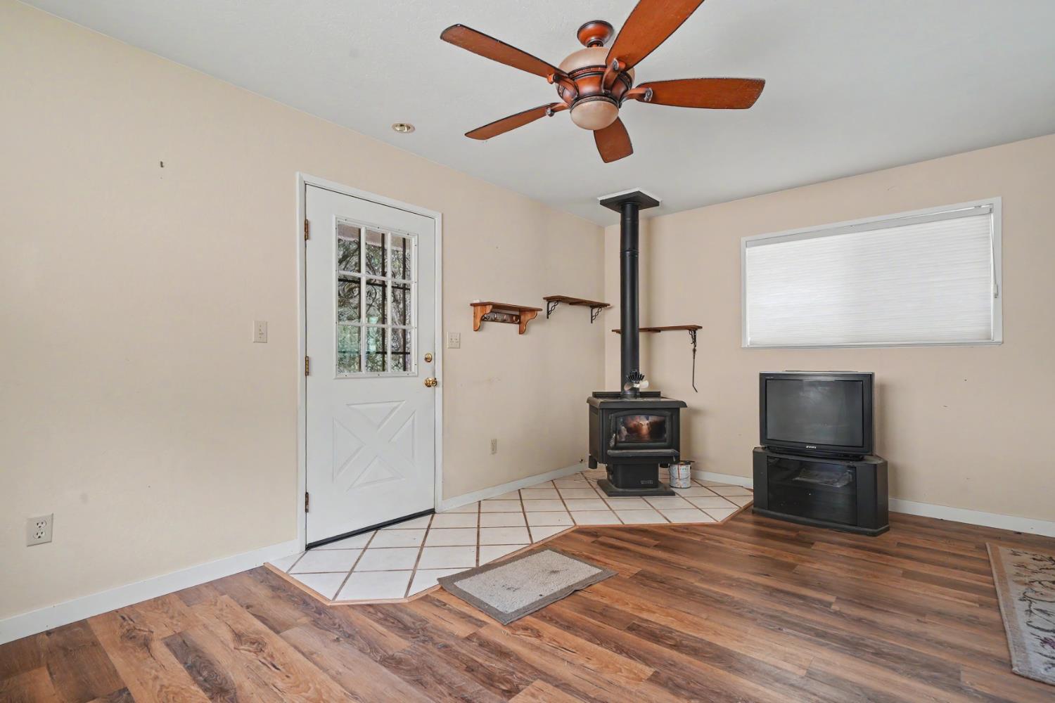 8531 Sheep Ranch Road Mountain Ranch, CA 95246 - Photo 5 of 47