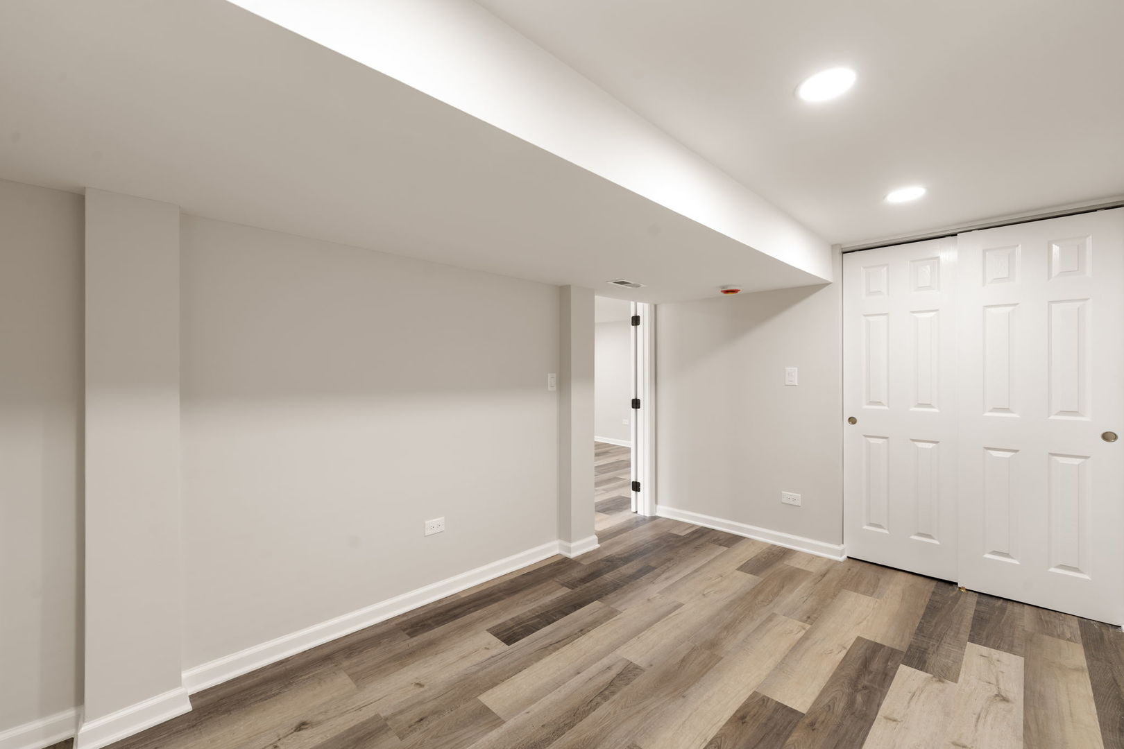 4230 North Monitor Avenue Chicago, IL 60634 - Photo 26 of 40 a view of an empty room