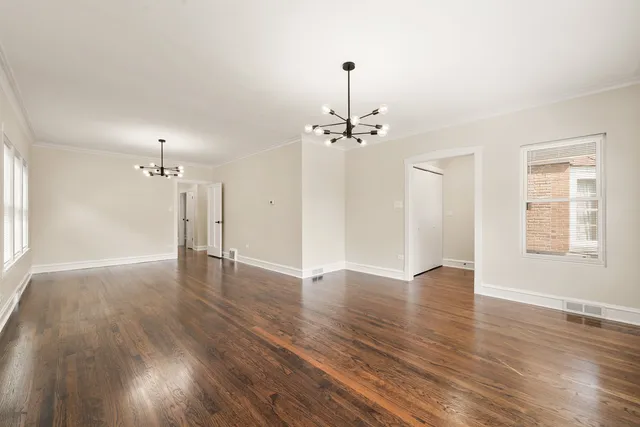 $649,900 | 4230 North Monitor Avenue, Chicago, IL 60634