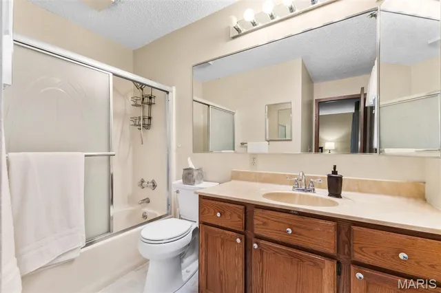 $289,900 | 207 Normandie Drive, Bonne Terre, MO 63628