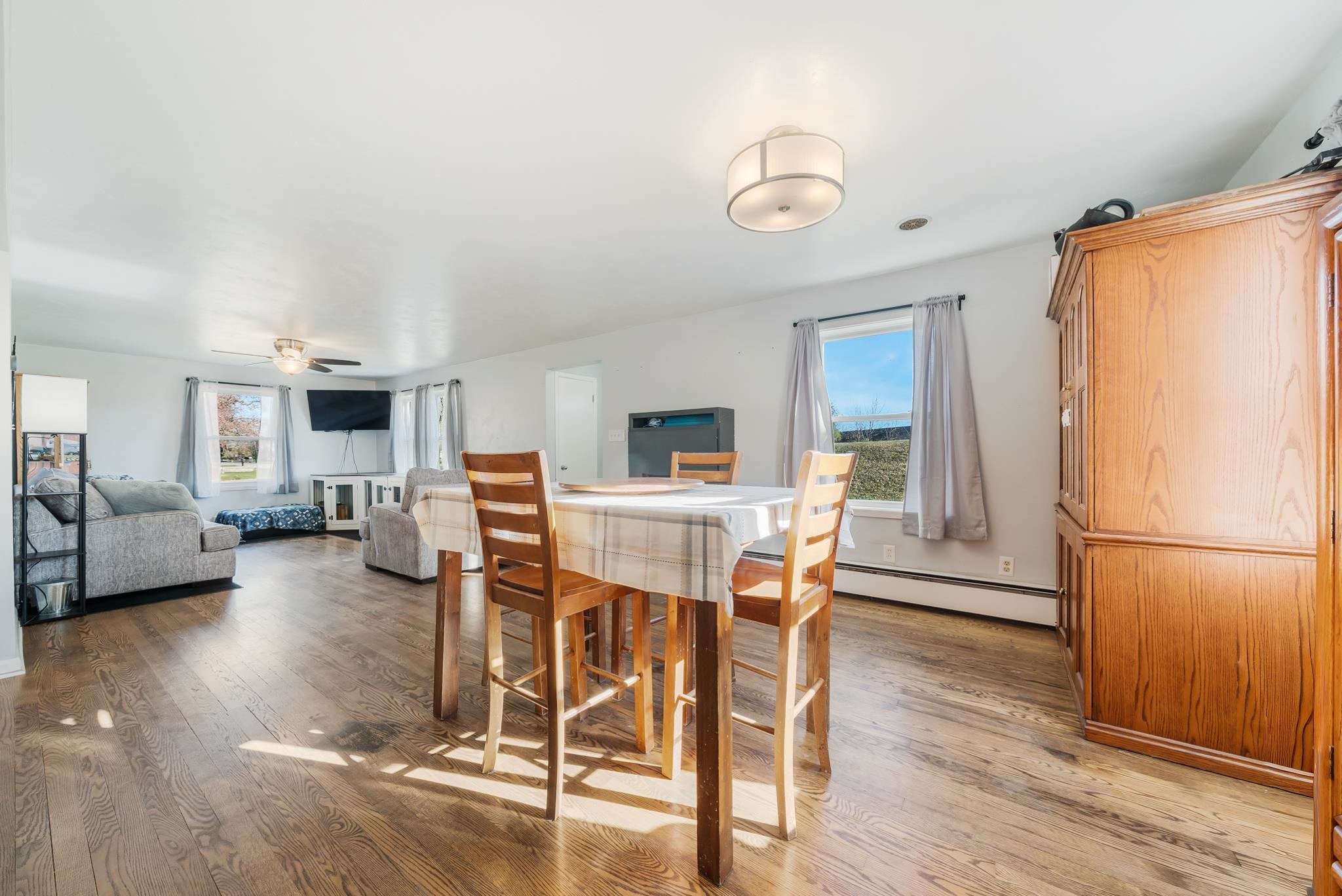 1338 Racine Road Menasha, WI 54952 - Photo 11 of 32