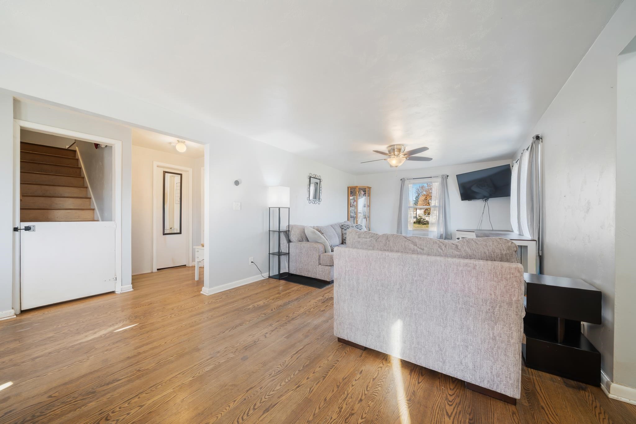 1338 Racine Road Menasha, WI 54952 - Photo 3 of 32