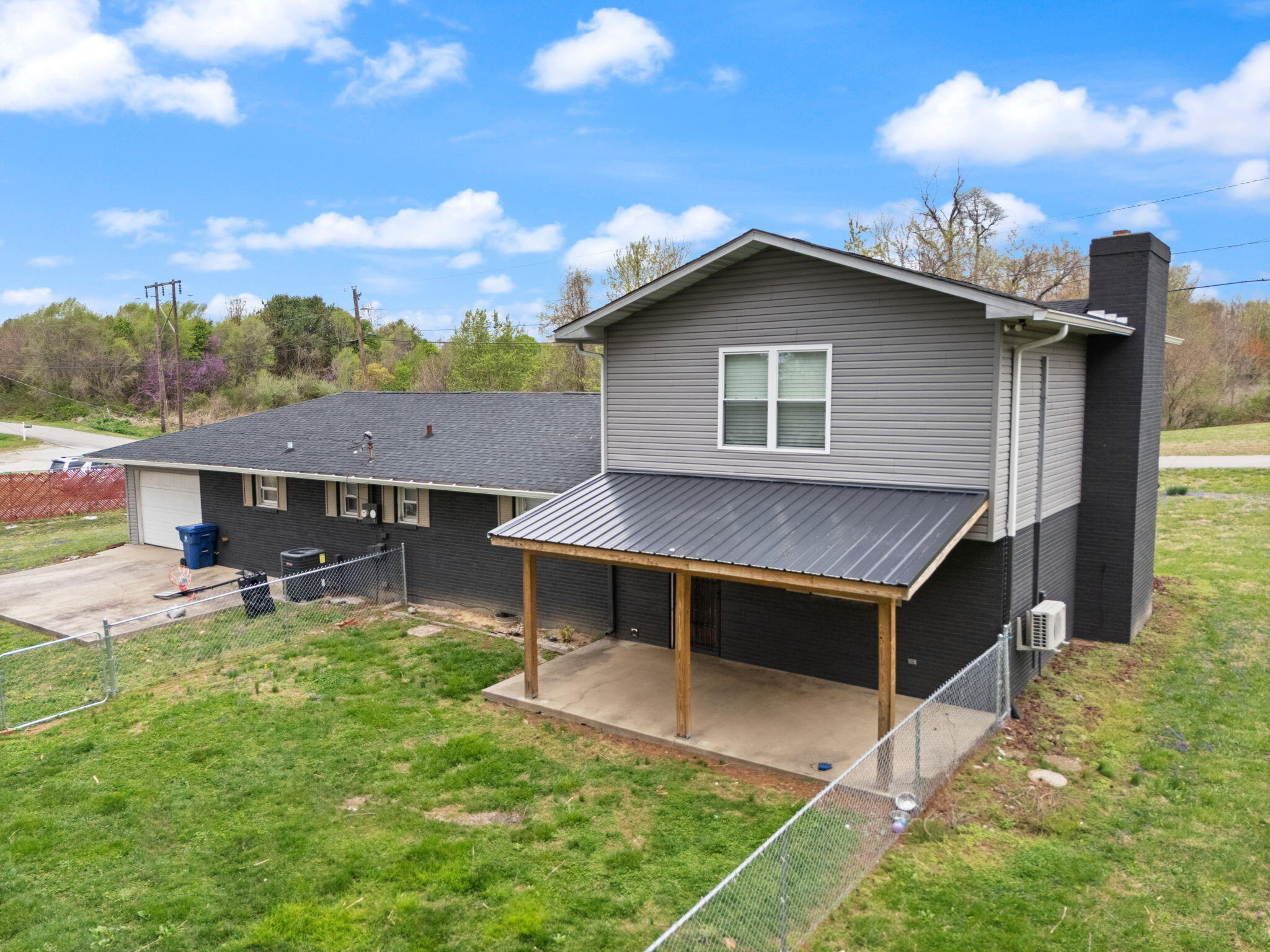 289 Bodie Road Somerset, KY 42503 - Photo 10 of 62 47-web-or-mls-DJI_20250402170736_0222_D