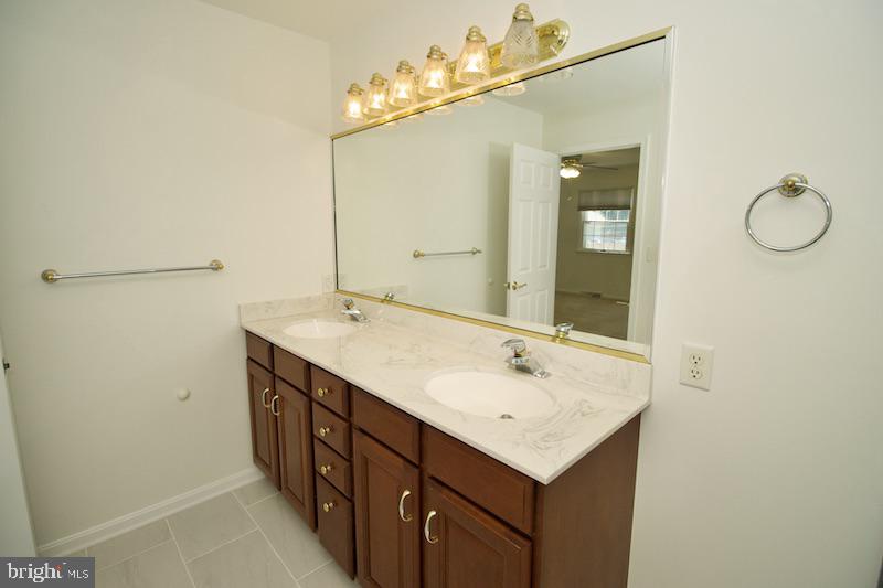 18 North Springview Drive Dover, DE 19901 - Photo 43 of 53