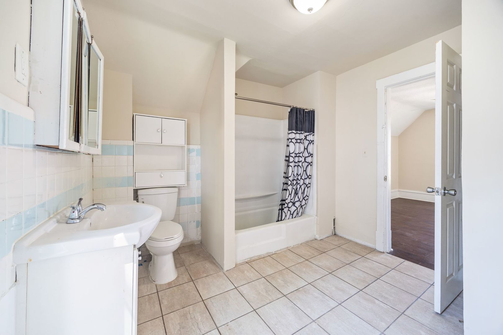 605 Keep Avenue Elgin, IL 60120 - Photo 25 of 34