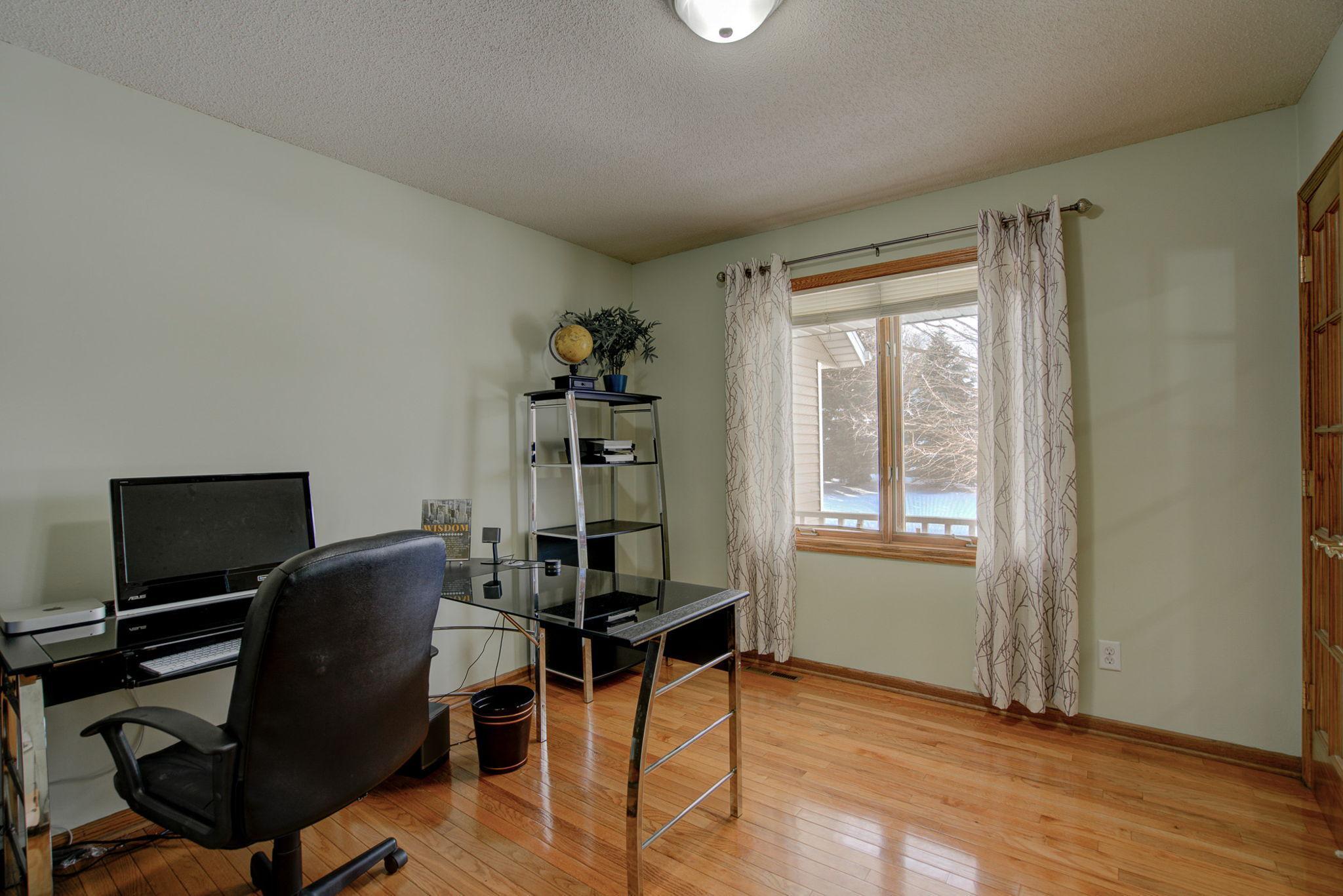 4585 Cliff Ridge Court Eagan, MN 55123 - Photo 17 of 21 Gallery Image 17