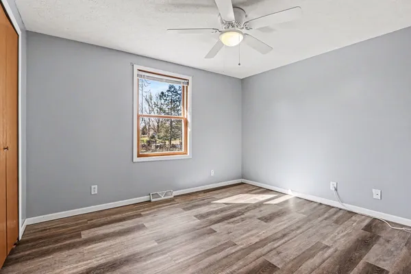 $275,000 | 285 East 1st Street, Braidwood, IL 60408