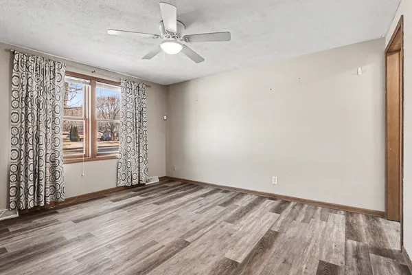 $275,000 | 285 East 1st Street, Braidwood, IL 60408