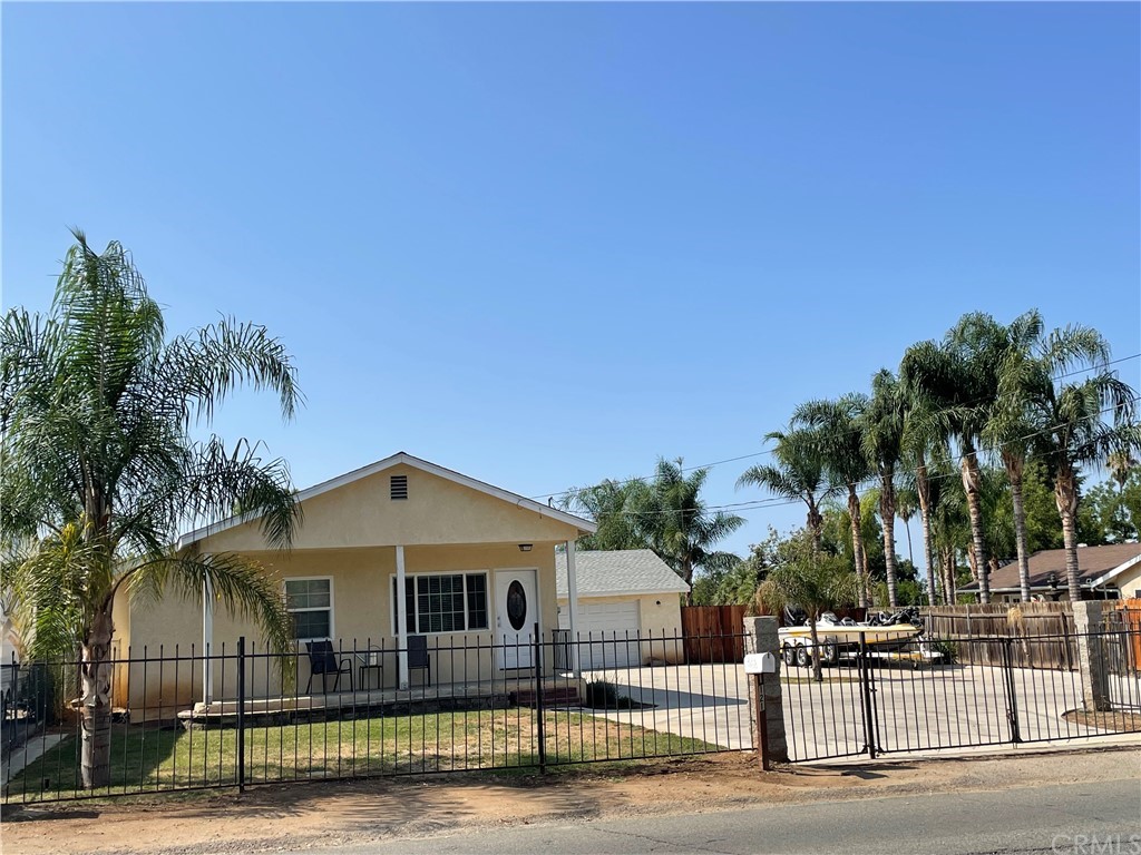 121 County Line Road Calimesa, CA 92320 - Photo 1 of 1