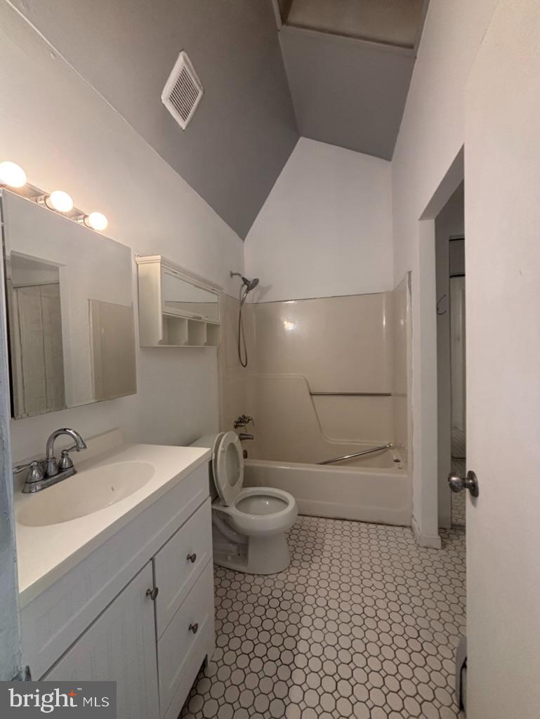 3106 Walnut Ridge Drive Pottstown, PA 19464 - Photo 11 of 14 a bathroom with a sink a toilet a mirror and shower