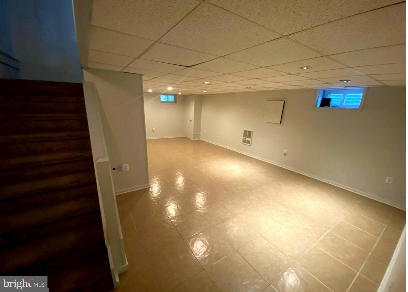 3106 Walnut Ridge Drive Pottstown, PA 19464 - Photo 6 of 14 a view of a hallway