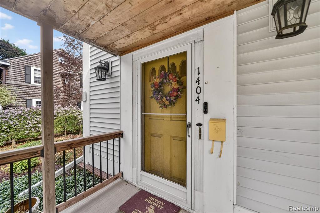 1404 Harvard Road East Lansing, MI 48823 - Photo 7 of 45
