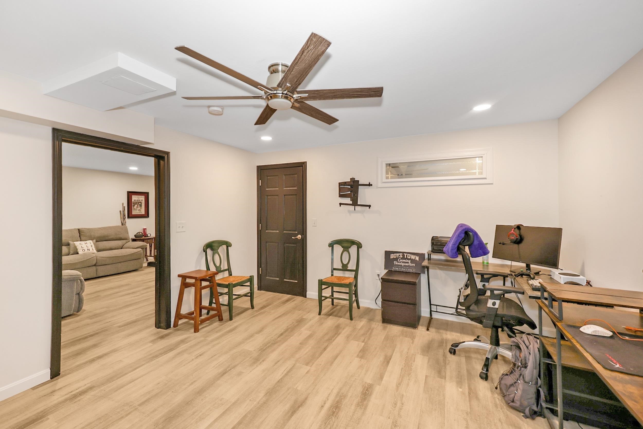 237 Stanton Street Manchester, NH 03103 - Photo 39 of 49