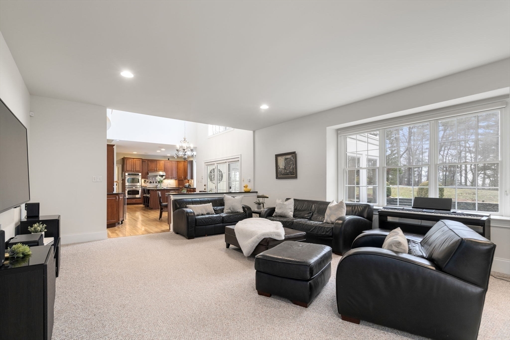 8 Overlook Road Hopkinton, MA 01748 - Photo 18 of 42 Gallery Image 18