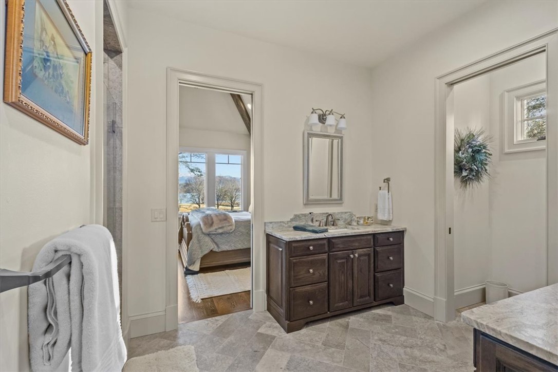 103 9 Bark Way Sunset, SC 29685 - Photo 18 of 50 Primary Bathroom