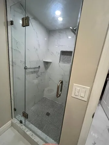 $1,995 | 253 Burgundy Avenue, Delray Beach, FL 33484