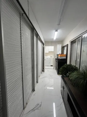 $1,995 | 253 Burgundy Avenue, Delray Beach, FL 33484