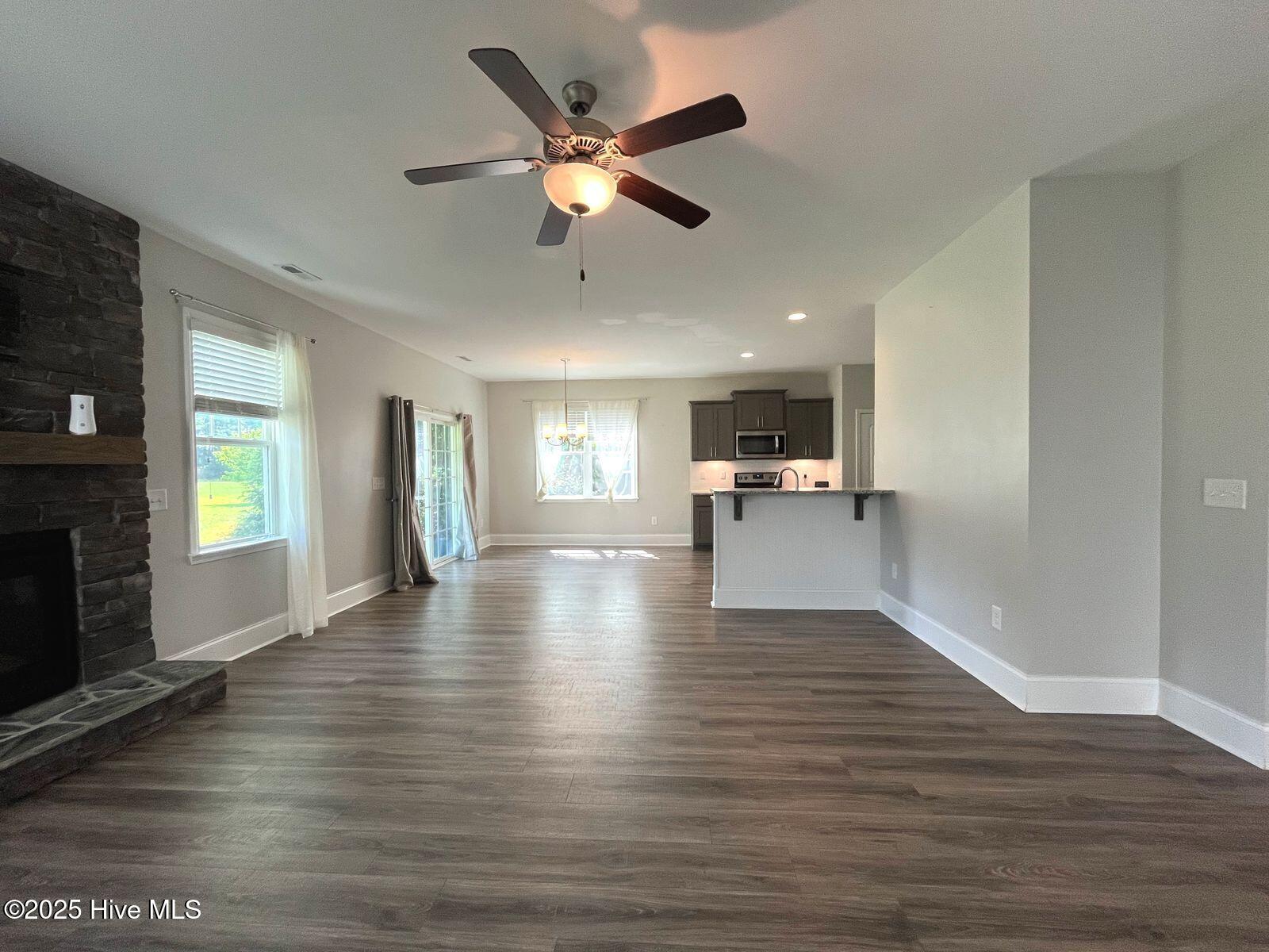 471 Kerr Lake Road Aberdeen, NC 28315 - Photo 4 of 42