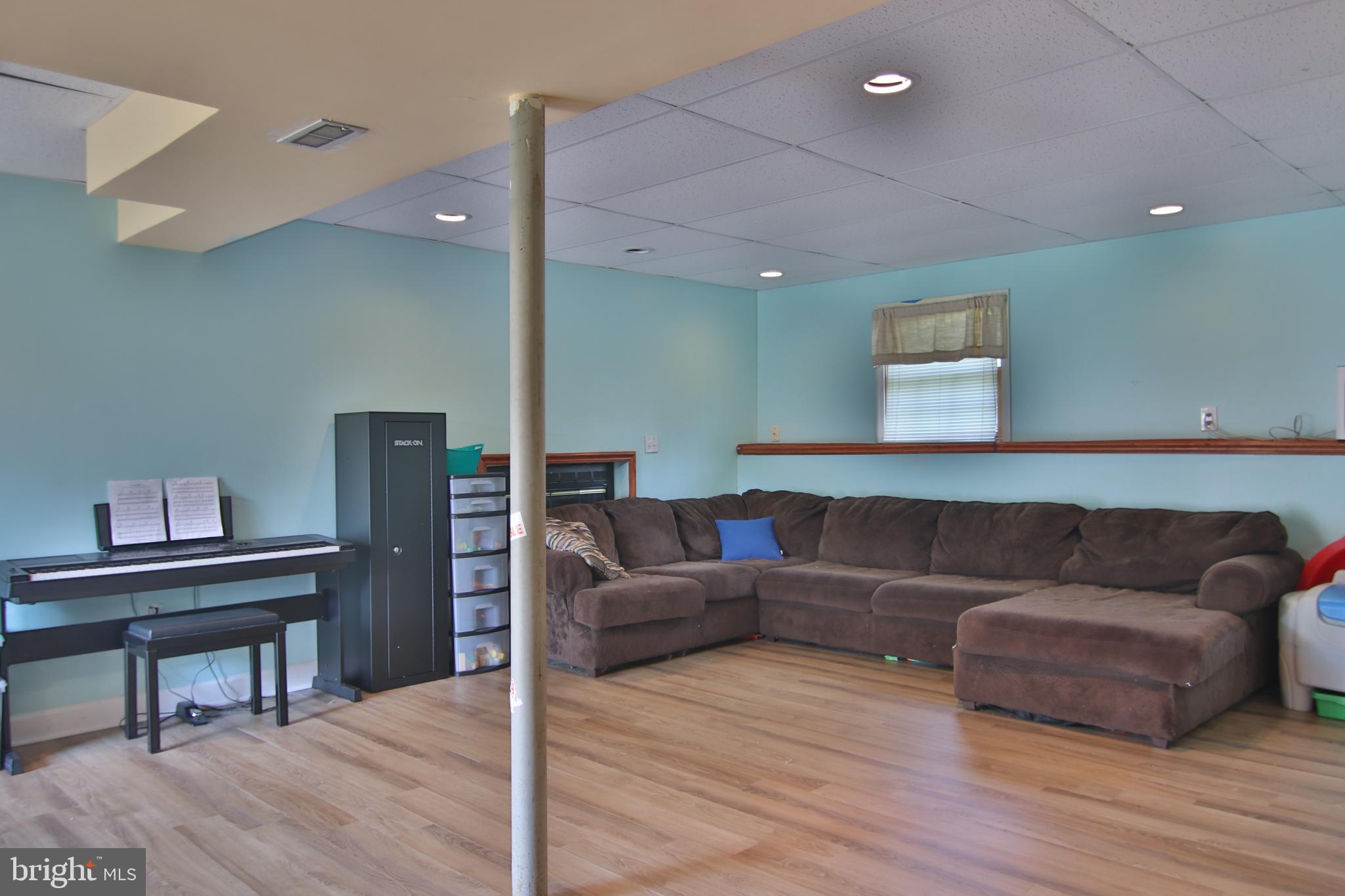 705 Powhatan Beach Road Pasadena, MD 21122 - Photo 14 of 22 Recreation Room