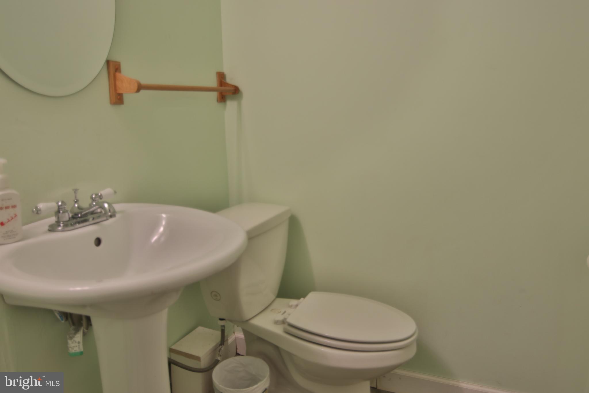 705 Powhatan Beach Road Pasadena, MD 21122 - Photo 17 of 22 Powder Room