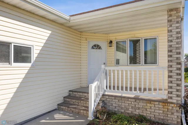 $309,000 | 600 32nd Street North, Moorhead, MN 56560