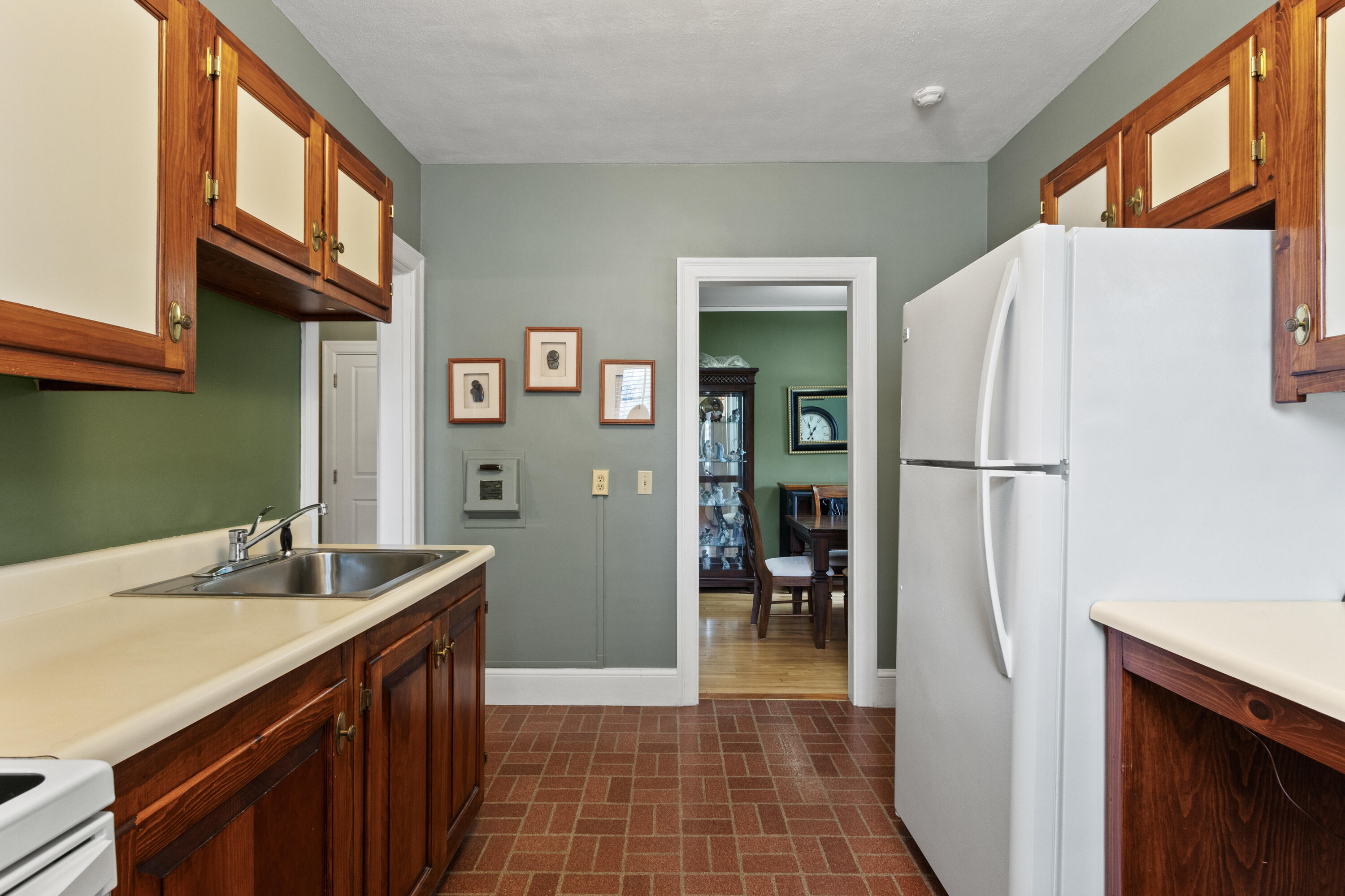 290 Baxter Boulevard, Unit F2 Portland, ME 04101 - Photo 9 of 28 290 Baxter Boulevard F2, Portland