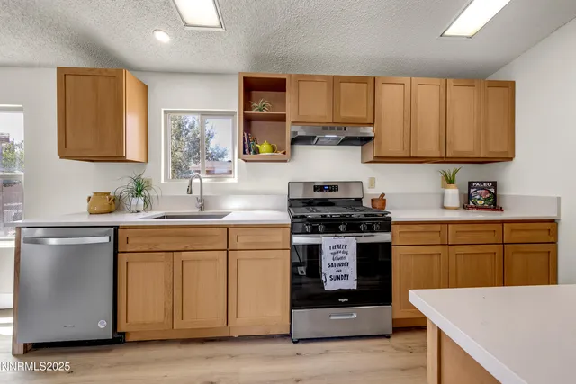 $339,900 | 5136 Sun Valley Boulevard, Sun Valley, NV 89433