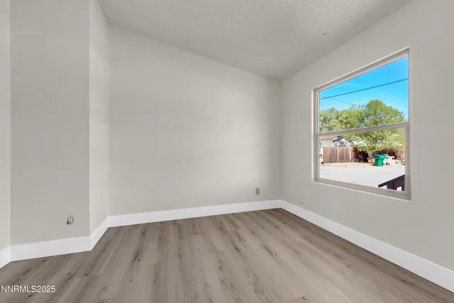 $339,900 | 5136 Sun Valley Boulevard, Sun Valley, NV 89433