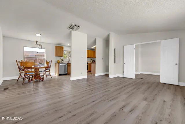 $339,900 | 5136 Sun Valley Boulevard, Sun Valley, NV 89433