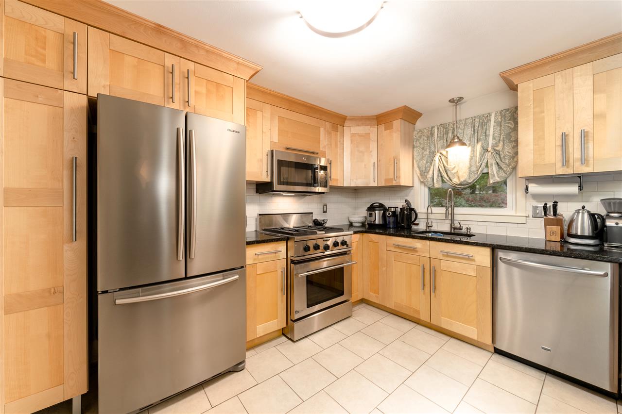 14 Century Road Nashua, NH 03064 - Photo 7 of 26