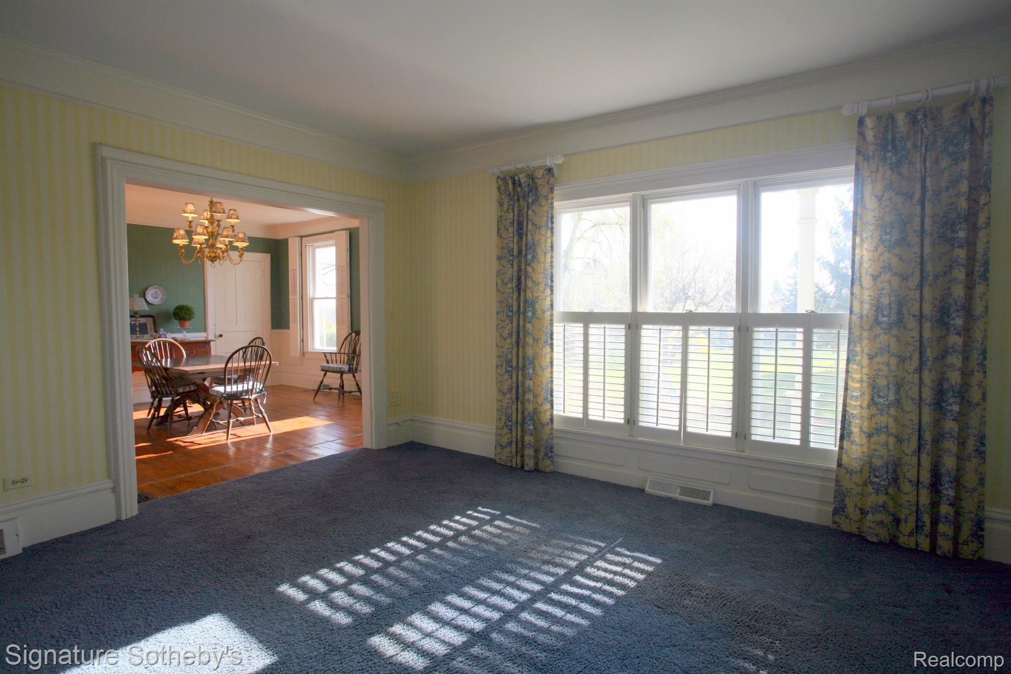 7350 Oakhill Road Clarkston, MI 48348 - Photo 8 of 72 You will love the Sun!